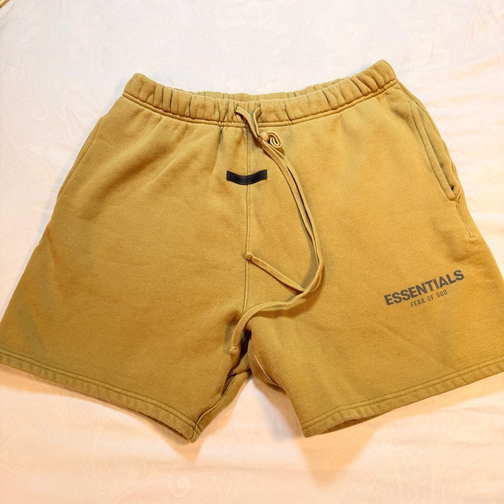 Fear of God Essentials Mens Sweat Shorts Harvest Yellow Logo Fleece Size M